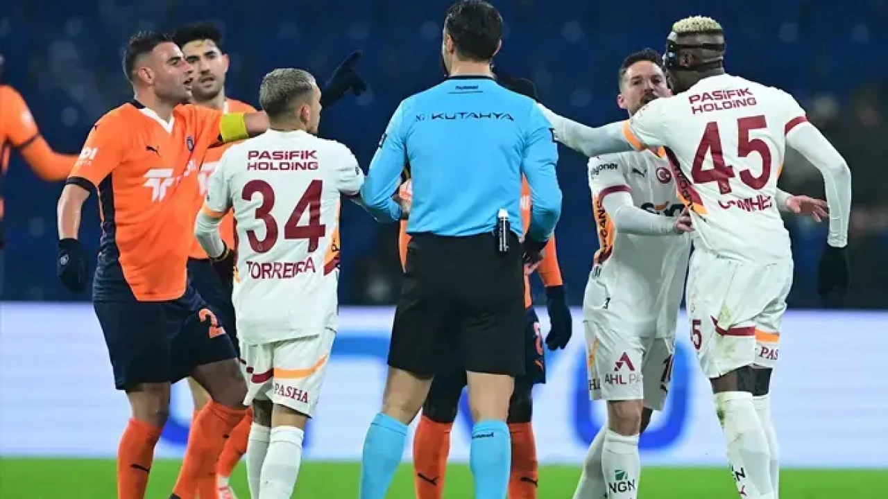 Victor Osimhen Çok Öfkelendi! Başakşehir-Galatasaray Maçında Gerginlik Tavan Yaptı